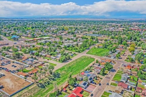 2529 Winnipeg St, Pueblo, CO 81004-4142