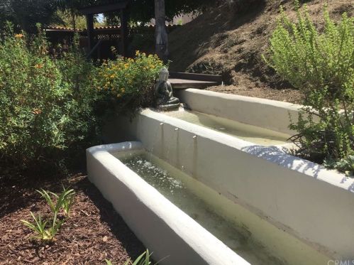 12 Las Flores Dr, Chula Vista CA  91910-1960 exterior