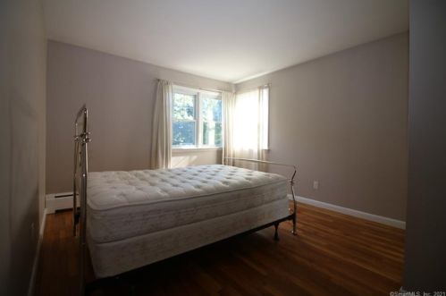 27 Patmar Ter, Upper Stepney, CT 06468-1515