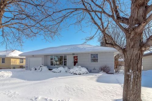 115 Meray Blvd, Mankato, MN 56001-4376