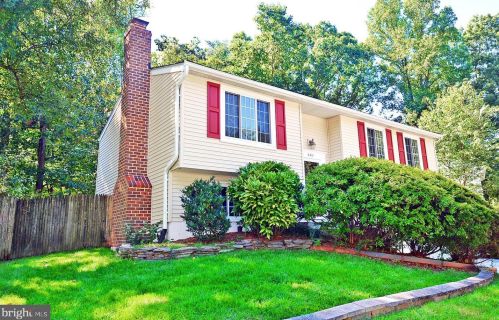 8481 Misty Blue Ct, Springfield, VA 22153-2509