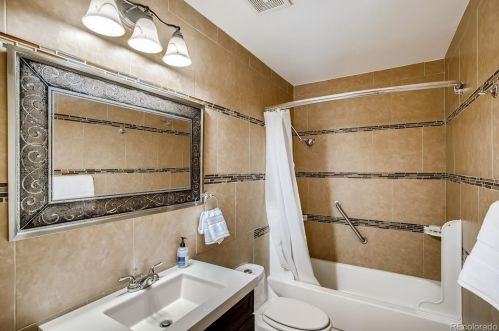 21172 Ida Ave, Denver CO 80015-3304 exterior