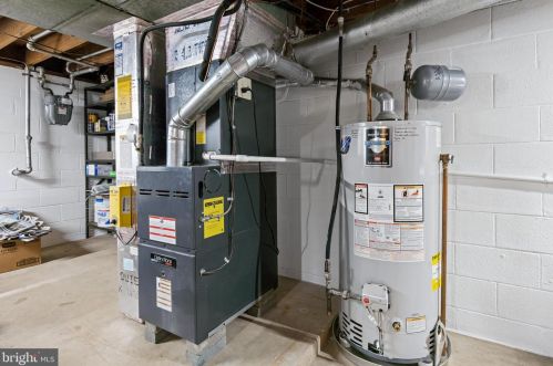 92 Euclid Ave, Lancaster PA  17603-6807 exterior