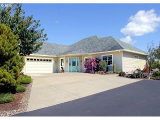 2284 Willow Loop, Florence OR  97439-7715 exterior
