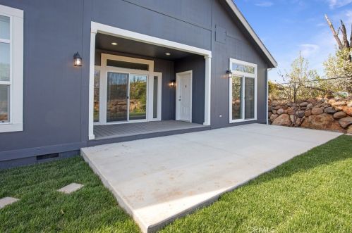 102 Magnolia, Paradise CA 95969-5858 exterior