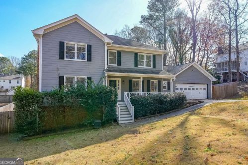 4416 Saint Michaels Dr, Lilburn, GA 30047-7425