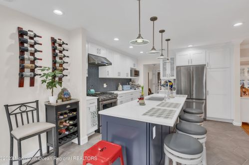 162 Catherine St, Tinton Falls NJ 07701-1245 exterior