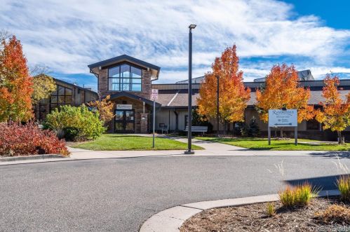 13727 Marina Dr, Denver CO 80014-5906 exterior