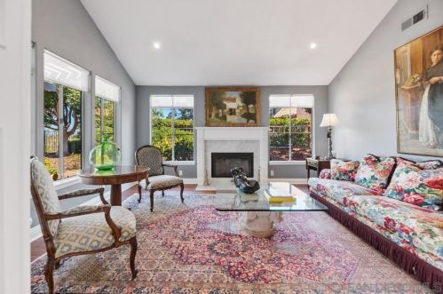 1597 Parkview Dr, Vista CA  92081-8750 exterior