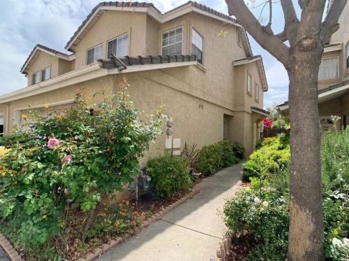 1004 Sumner Pl, El Cajon, CA 92021-4879