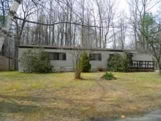 42 Ashford Ln, Colchester VT  05446-6205 exterior