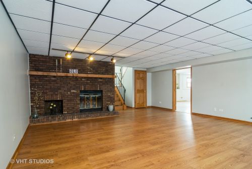 616 Sheffield Ln, Lemont IL  60440-1023 exterior