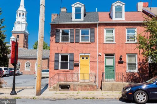 121 Vine St, Lancaster PA  17602-3517 exterior