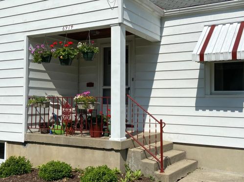 6914 Dianna Dr, Cincinnati, OH 45239-4305