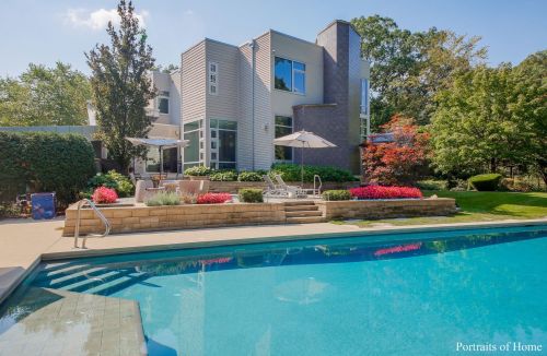 11300 79th St, Willowbrook IL  60527-5107 exterior