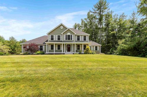 6 Harmony Ln, Pelham, NH 03076-2227