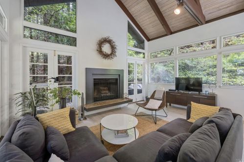 60 Washington Park Ave, Mill Valley, CA 94941-1711