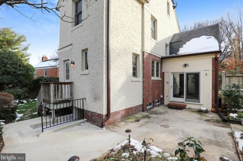 1903 Stratton Rd, Silver Spring MD 20910-1739 exterior