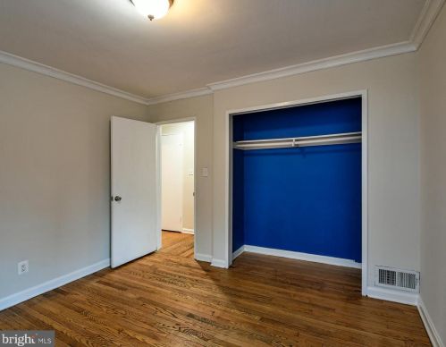 8708 Sundale Dr, Silver Spring MD 20910-5039 exterior