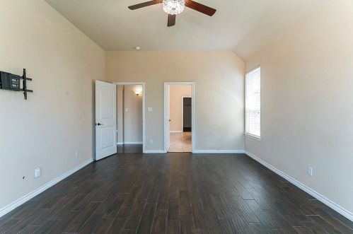 4913 Breezewind Ln, Fort Worth TX  76123-6008 exterior