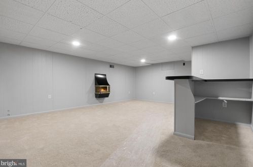 509 Diller Rd, Hanover PA 17331-4806 exterior