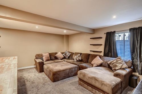 5808 Jericho Way, Aurora CO 80015-3654 exterior