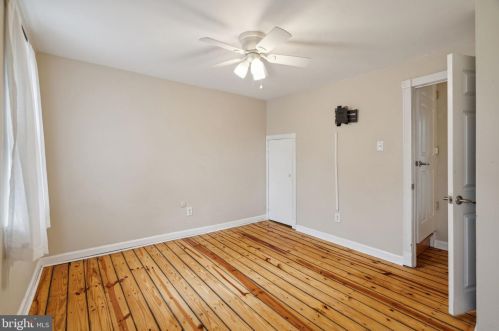 510 11 St, Philadelphia PA 19123-3723 exterior