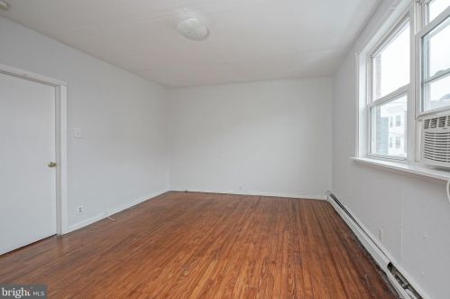 1716 5 St, Philadelphia PA 19148-1850 exterior