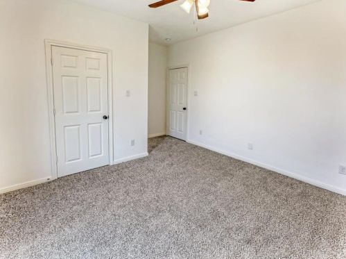 738 Angus Trl, Angleton TX 77515-9833 exterior