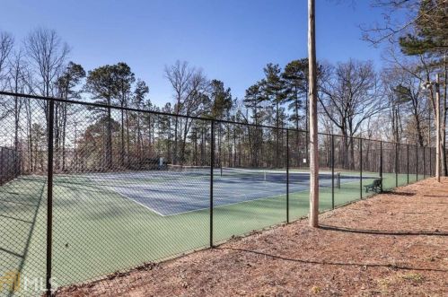 1106 Highland Bluff Dr, Atlanta GA  30339-3249 exterior
