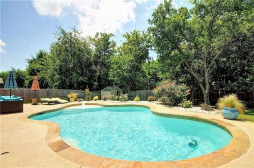 2206 Riverbirch Ln, Rockwall, TX 75032-9272