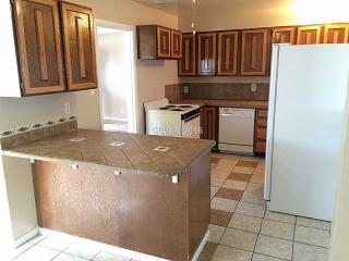 55 Lowery St, Henderson NV  89015-5335 exterior