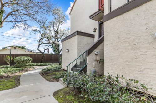 7134 Clarendon St, San Jose, CA 95129-3511