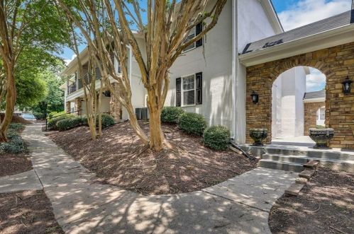 1150 Collier Rd, Atlanta GA  30318-0407 exterior