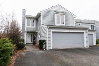 324 Bayberry Cove Dr, Forest, VA 24551-1942