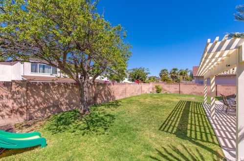 1567 Bridget Ave, Simi Valley CA  93065-3607 exterior