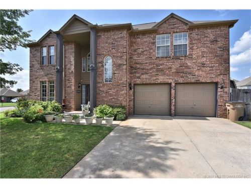 11418 105th East Ave, Bixby, OK 74008-2820