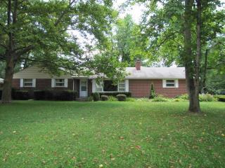 3555 Napanee Dr, Dayton, OH 45430-1319