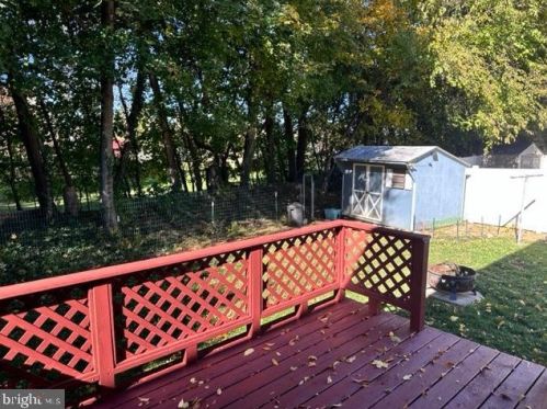 312 Juniper St, Carlisle PA 17013-2524 exterior