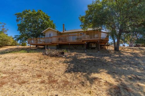 8312 Hedgepeth Rd, Valley Springs, CA 95252-9016