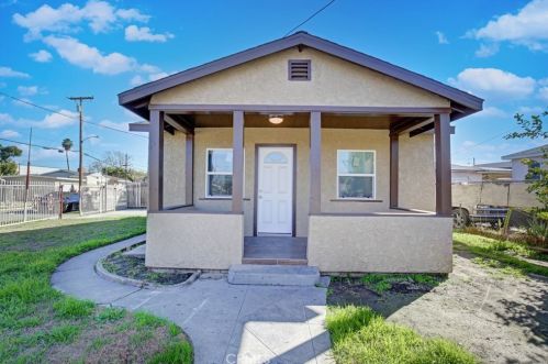 2330 Bliss St, Compton, CA 90222-3004