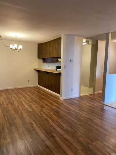 637 Beelard Dr, Vacaville, CA 95687-5847