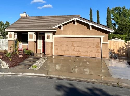 9261 Bennoel Ct, Elk Grove, CA 95758-7620