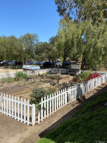 29 La Serena, Irvine, CA 92612-1700