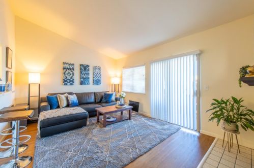 1424 Capurso Way, San Jose, CA 95125-1774
