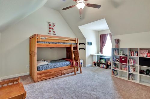 2036 Doolan Dr, Conroe TX  77301-4105 exterior