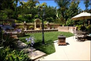 1686 Calliandra Rd, Carlsbad, CA 92011-4042