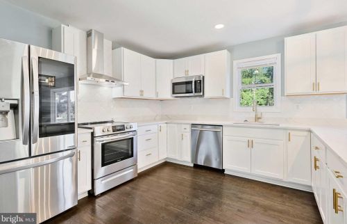 2713 Fallsmont Dr, Fallston MD  21047-2248 exterior