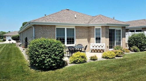 1033 Freedom Cir, Crown Point, IN 46307-3077
