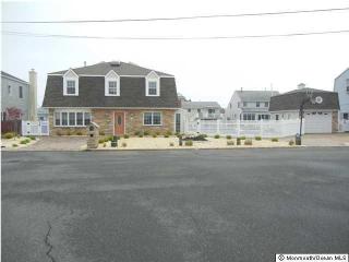 316 Cove Dr, Mantoloking, NJ 08738-1006